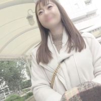 【人妻・素人】水着からはみ出る程の爆乳美人妻と不倫SEX！性欲に塗れた痴女プレイに大興奮！ 　